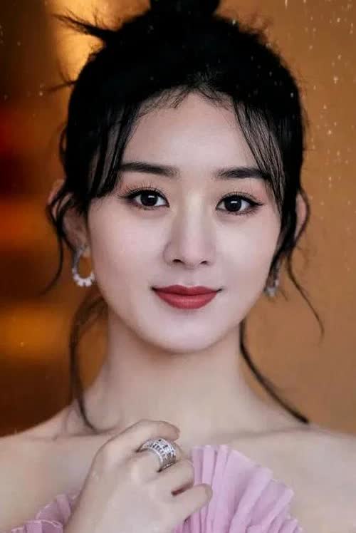赵丽颖：实力与魅力的超一线传奇
宝子们，赵丽颖在娱乐圈那可是妥妥的超一线存在。
