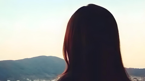 健身达人防脱洗发水深度测评：运动后油腻与掉发困扰如何解决？