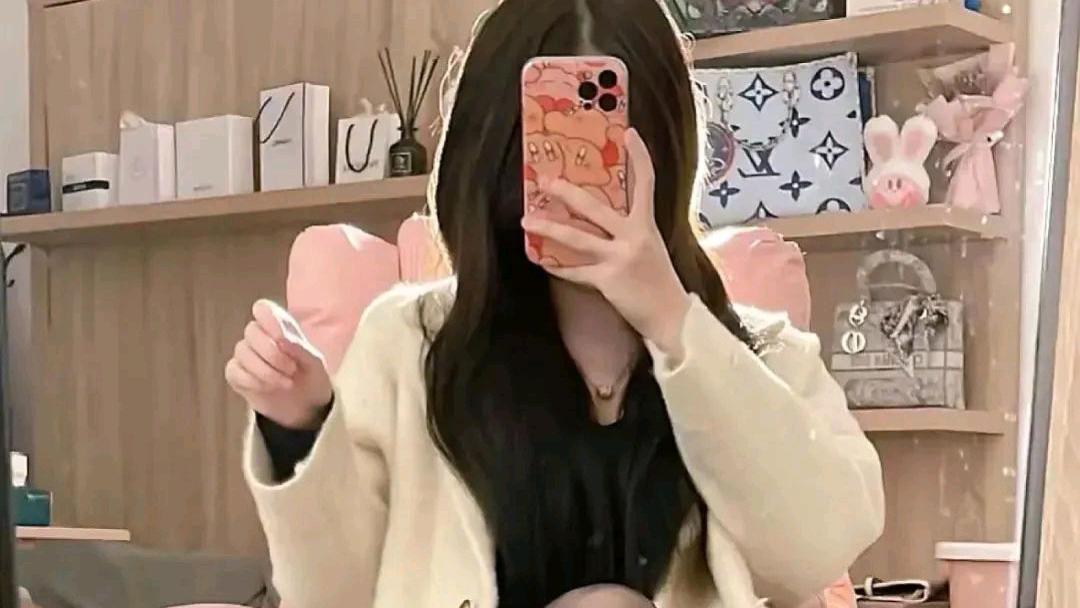 扫书：后宫连载，禁忌师生恋？不，是邪神在低语索取代价！