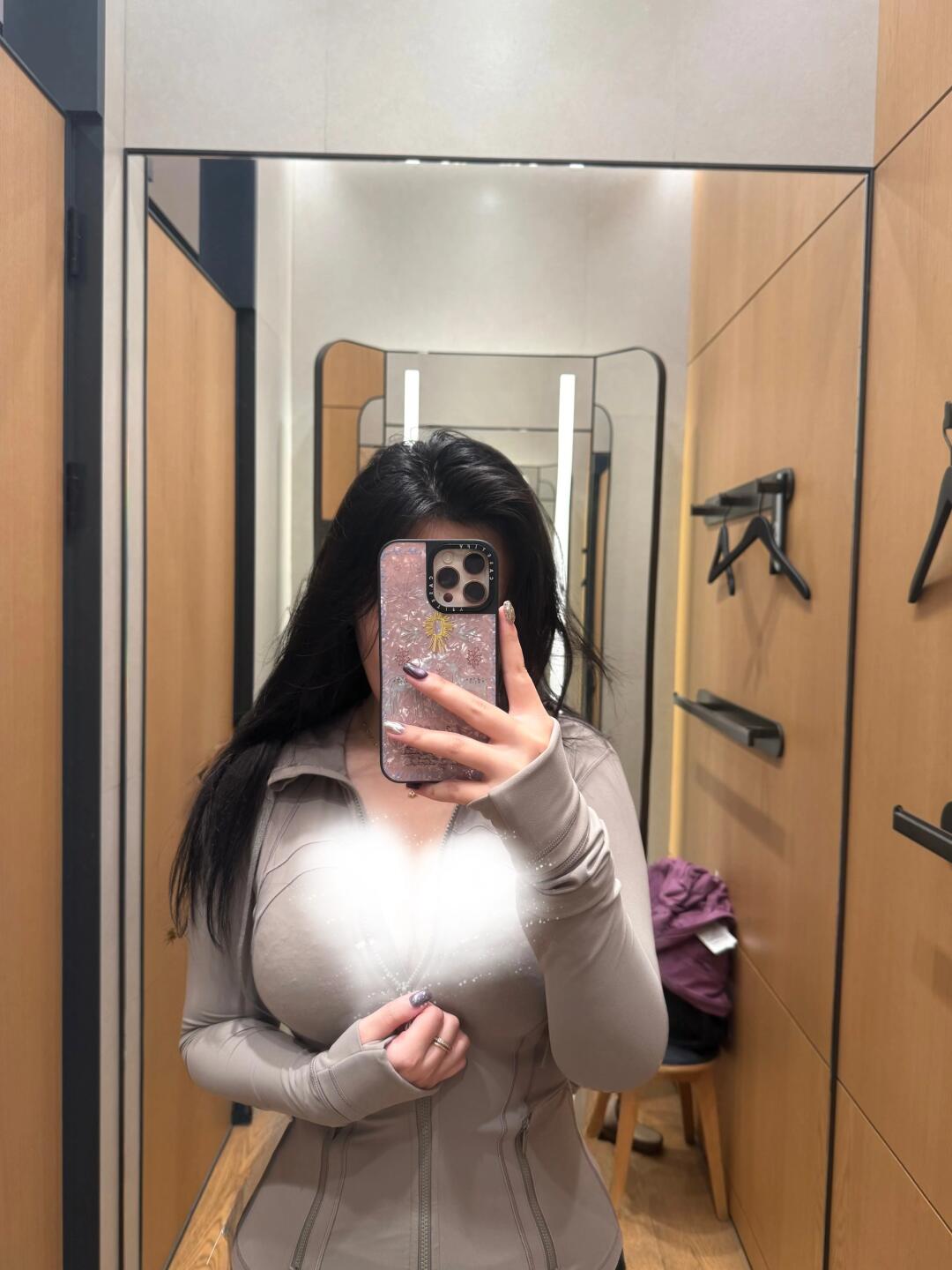 Lululemon是做了一套labubu皮肤吗