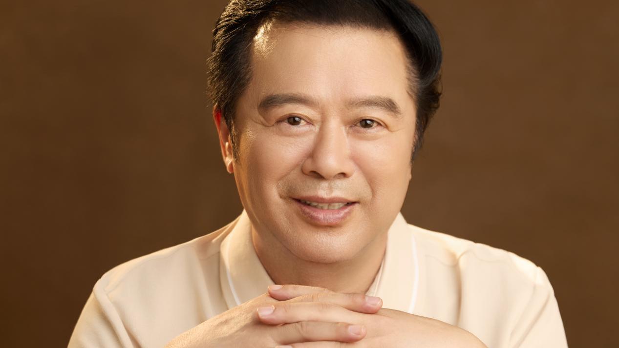 艺术瑰宝  传世名作——李关生受邀出版《走向世界艺术三大家》