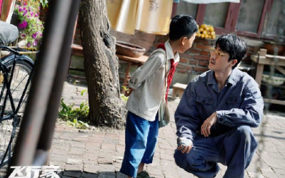 被杨玏演的父亲角色打动了，他身上有种很老派的温暖。和孩子交流时总是很耐心，轻声细