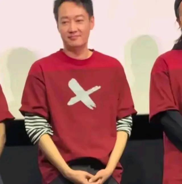 辛柏青为了媛媛的原因，出席活动，强颜欢笑，真是中国好男人