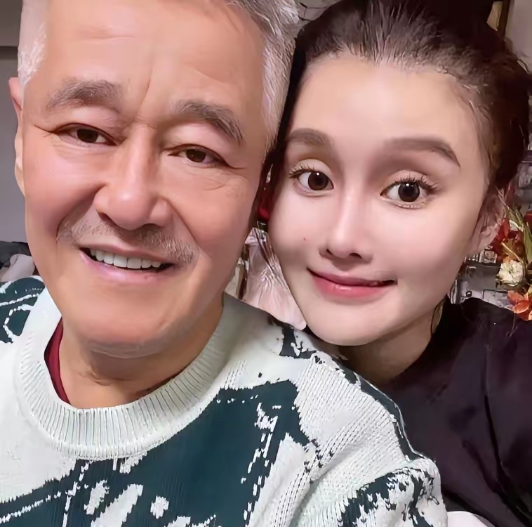 破防了！同是草根出身，赵本山三句大白话，狠狠打了哭穷卖惨的脸！