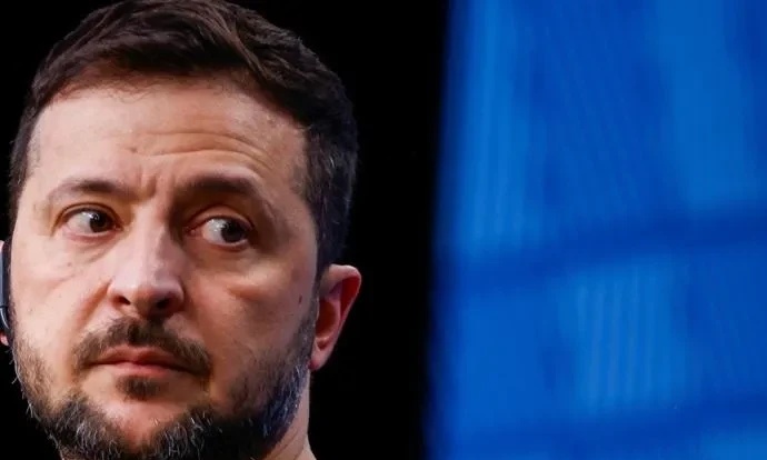 特朗普想结束冲突，泽连斯基偏不答应，前脚说谈判，后脚就袭击莫斯科！



特朗普