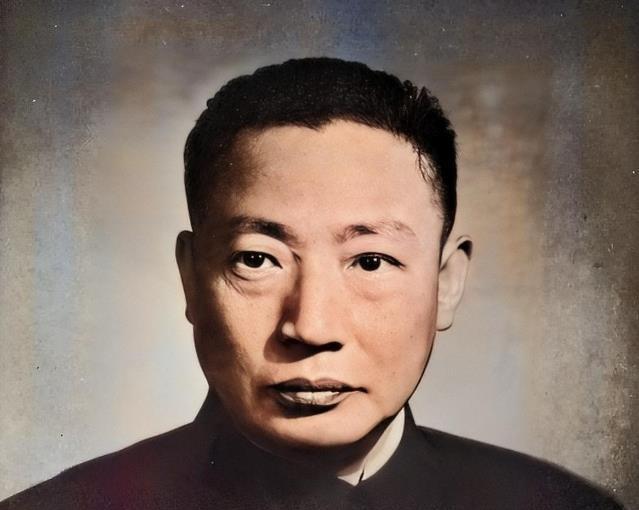 1956年，毛人凤罹患肺癌，重病在床，妻子向影心端着一碗药走到床前柔声说：“亲爱
