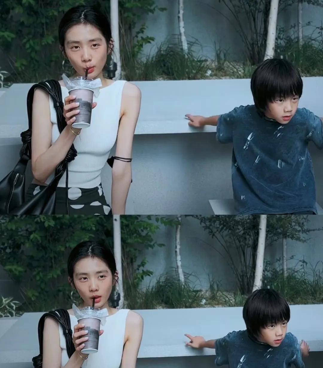 黄磊的女儿黄多多长大了，简直是孙莉年轻时的复制粘贴，特别是她的那双眼睛。
看到她