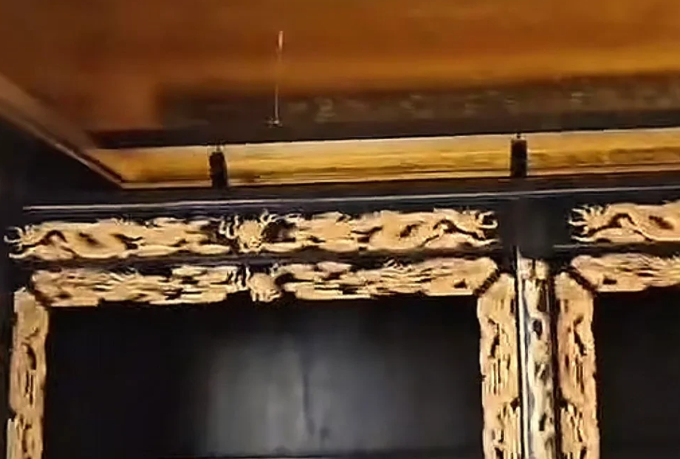 “网传佛山神秘骨灰房事件”后续，
根据网友视频举报，
有关部门进入房屋核实后发布