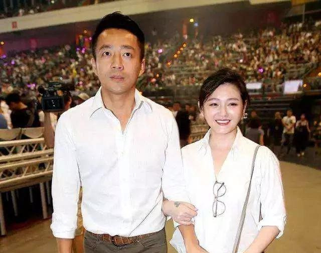 王思聪汪小菲飞机狭路相逢











富二代的恩怨情仇比电视剧还精彩！