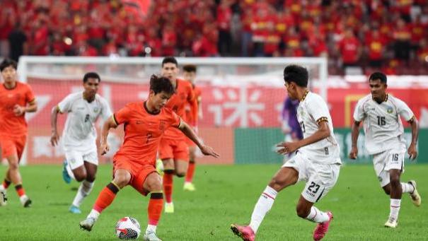 U23国足VS泰国：保存实力轮换6大主力 蒯纪闻领衔前场 朱鹏宇冲锋