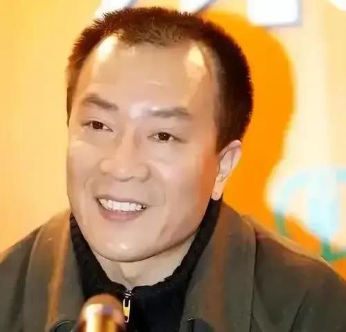 相声界被评为“德艺双馨”的相声艺术家戴志诚，姜昆的搭档，现在已回归家庭，安享晚年