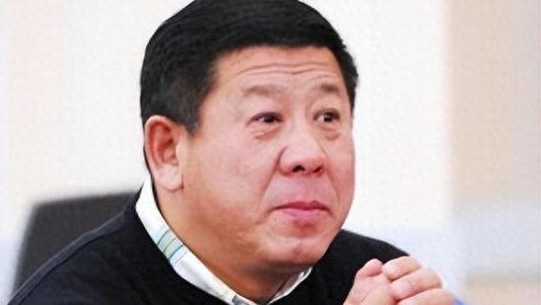 原来他俩是夫妻，戏里心狠手辣戏外"妻管严"