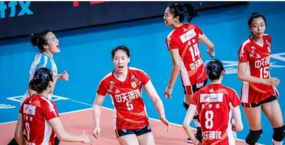 久负盛名的江苏女排拥有哪三大群？
一、五虎上将张常宁、龚翔宇、刁琳宇、吴梦洁和倪