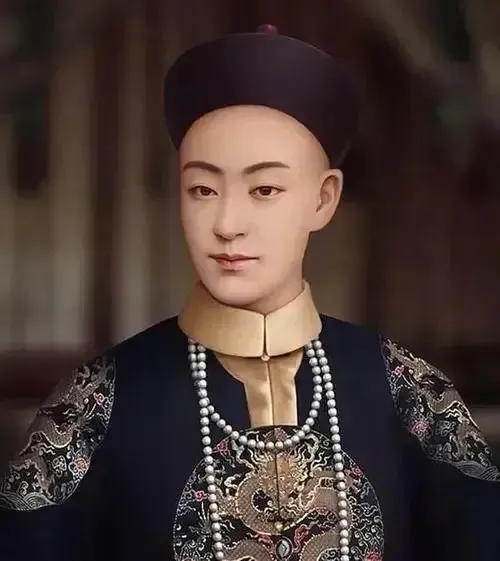 看到一个说法，光绪和溥仪对调个顺序会更合适。

溥仪其他本事没有，装孙子保命的本