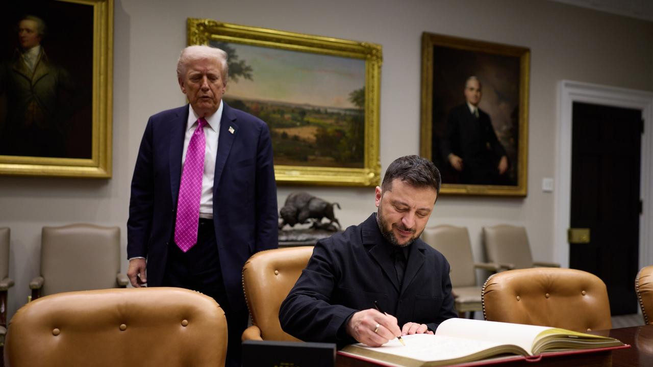 乌克兰抉择夜：特朗普27日通牒与泽连斯基的尊严保卫战