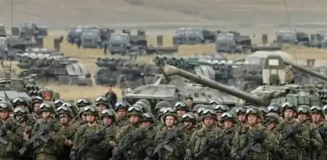 俄罗斯在俄乌冲突中大量使用雇佣兵，主要是出于以下几个原因：









