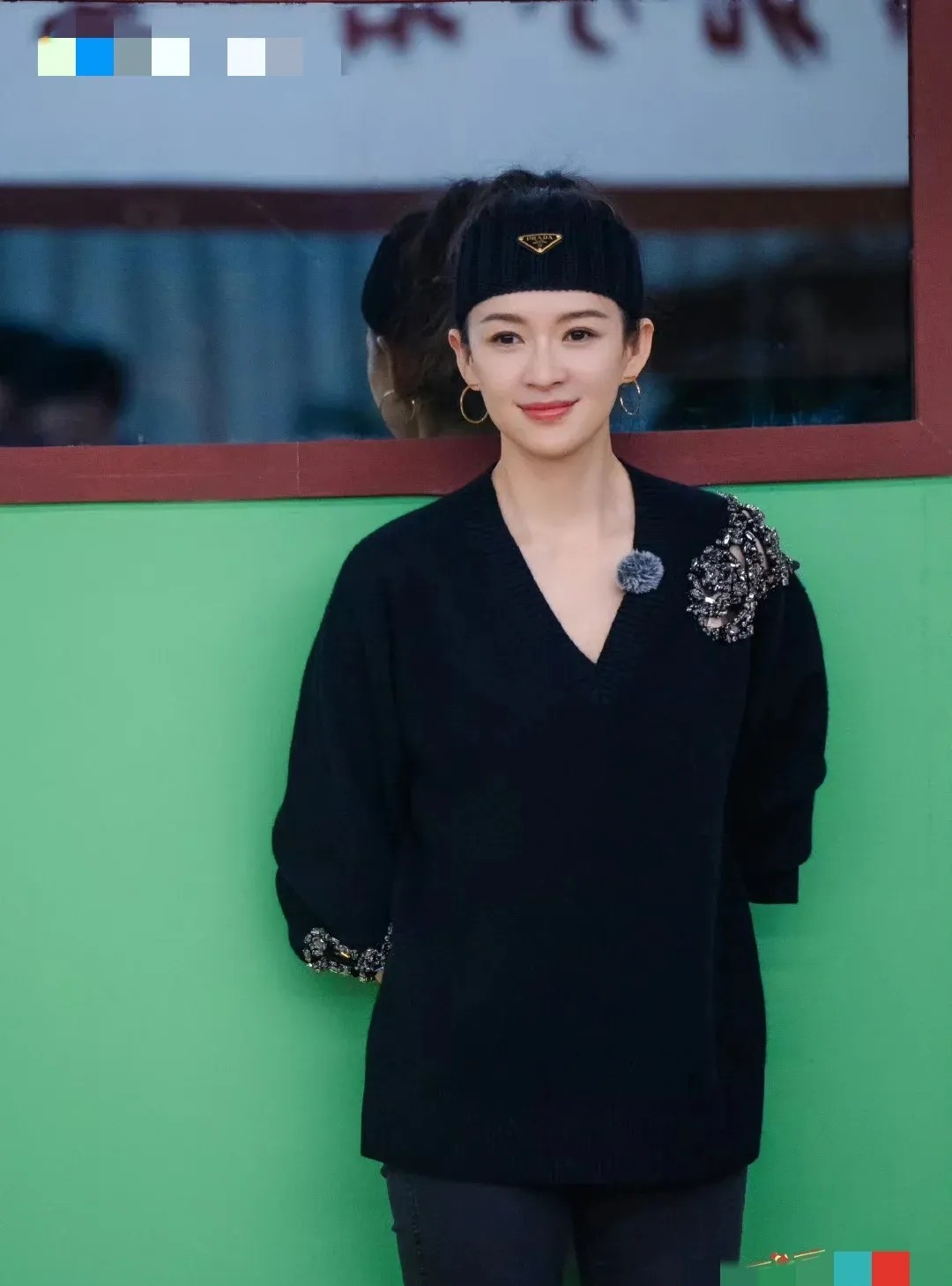 章子怡的脸真的很权威，磨个皮梦回十八岁，不过现在气质温柔多了。
