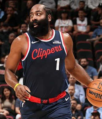 哈登正负值全队最低，快船不敌灰熊。NBA常规赛，快船客场挑战灰熊，这场比赛，哈登