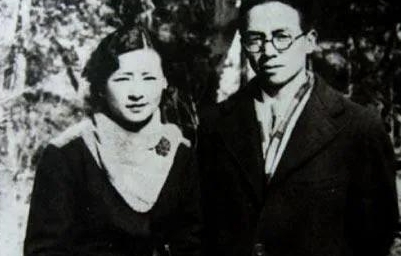 李蕙仙和丈夫梁启超成婚多年，育有一子，二人和睦。可是，那个年代只有一个男丁，家族