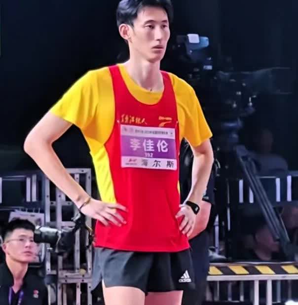 真是一代不如一代！男子跳高已成为了当今中国田径队最尴尬、最摆烂的比赛项目，没有之