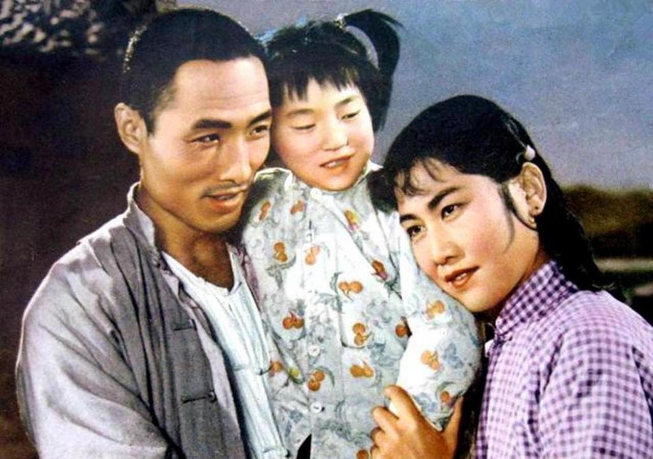 你看过几部？新中国十大农村题材故事片！
李双双、孙喜旺；高占武、孔素贞
高加林、