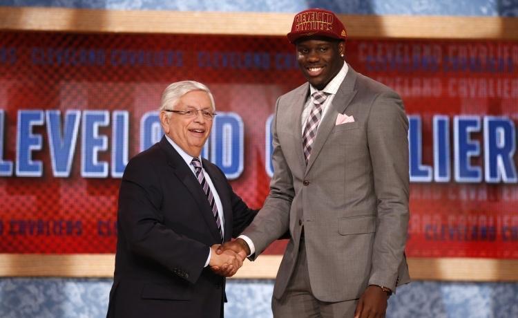 谁是NBA历史最佳状元？这个可能有待商榷。谁是NBA历史最水状元？那毫无疑问就是