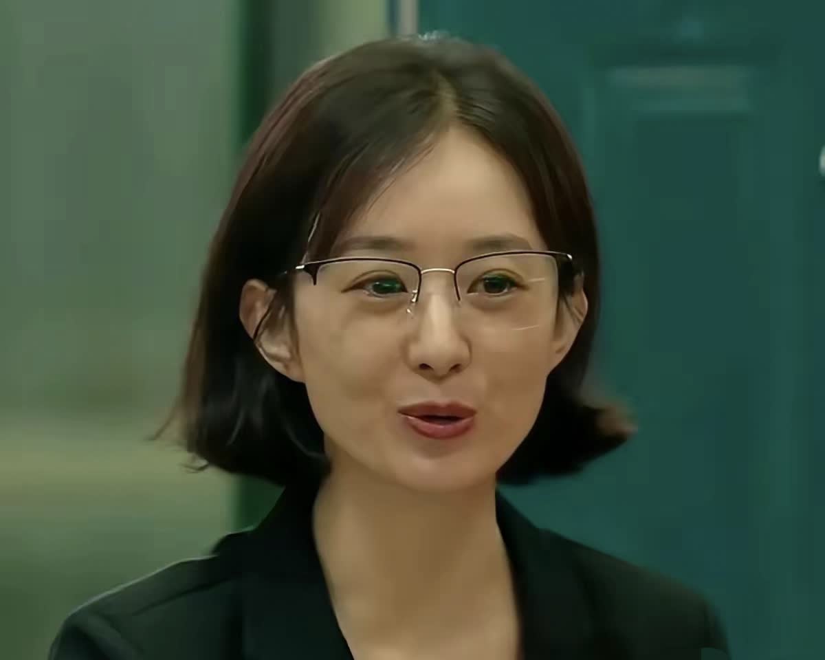 赵丽颖的方向挺不错，随着她年纪的增长，逐渐开始从偶像剧转向更成熟的正剧类型了。
