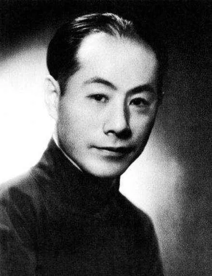1941年，张伯驹被绑架，他叮嘱家人：就算他死，也不能用家中藏画换钱赎他，然而他