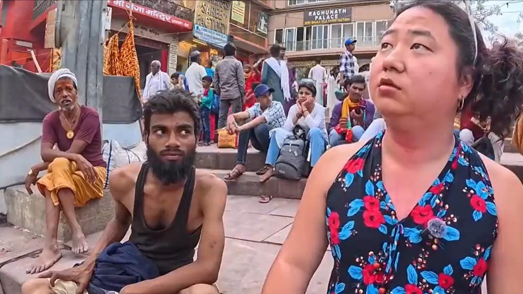 韩国博主男扮女装到印度旅游，结果差点被“迎男而上”