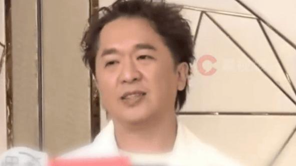 邓兆尊自曝拒绝近百女星投怀送抱，卸妆后认不出人