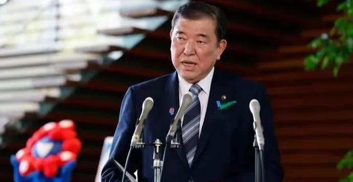 联合早报昨晚（6月12日）报道：“日本首相石破茂星期四说，他不会仓促与美国达成可