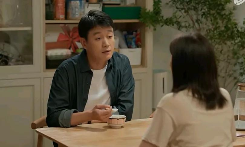 《我的后半生》，第29集预告。
小白要对丽娜出手了！丽娜爸妈也要闹离婚了！老沈为