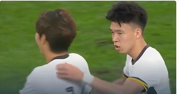U23男足亚洲杯，中国10:0北马里亚纳，对中国队主要球员打分评价如下:
1，向