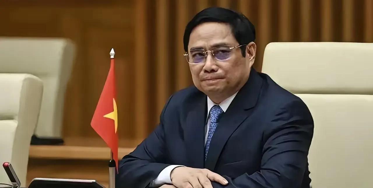 中国网友都戏称在美国的关税政策面前越南“下跪”了，可我觉得这未必正确。从关税数据