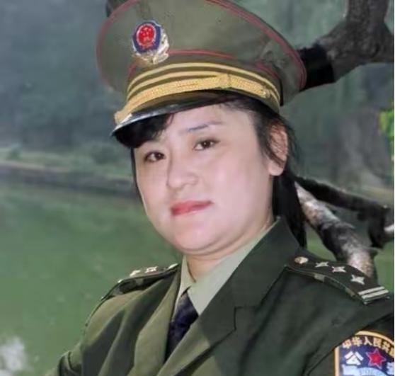 1988年，郑州火车站一位姑娘突然被三名大汉强行塞进了出租车，当车子在路口急刹的
