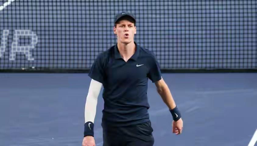 ATP1000上海大师赛男单第三轮，卫冕冠军辛纳对阵27号种子格里克斯普尔，7-