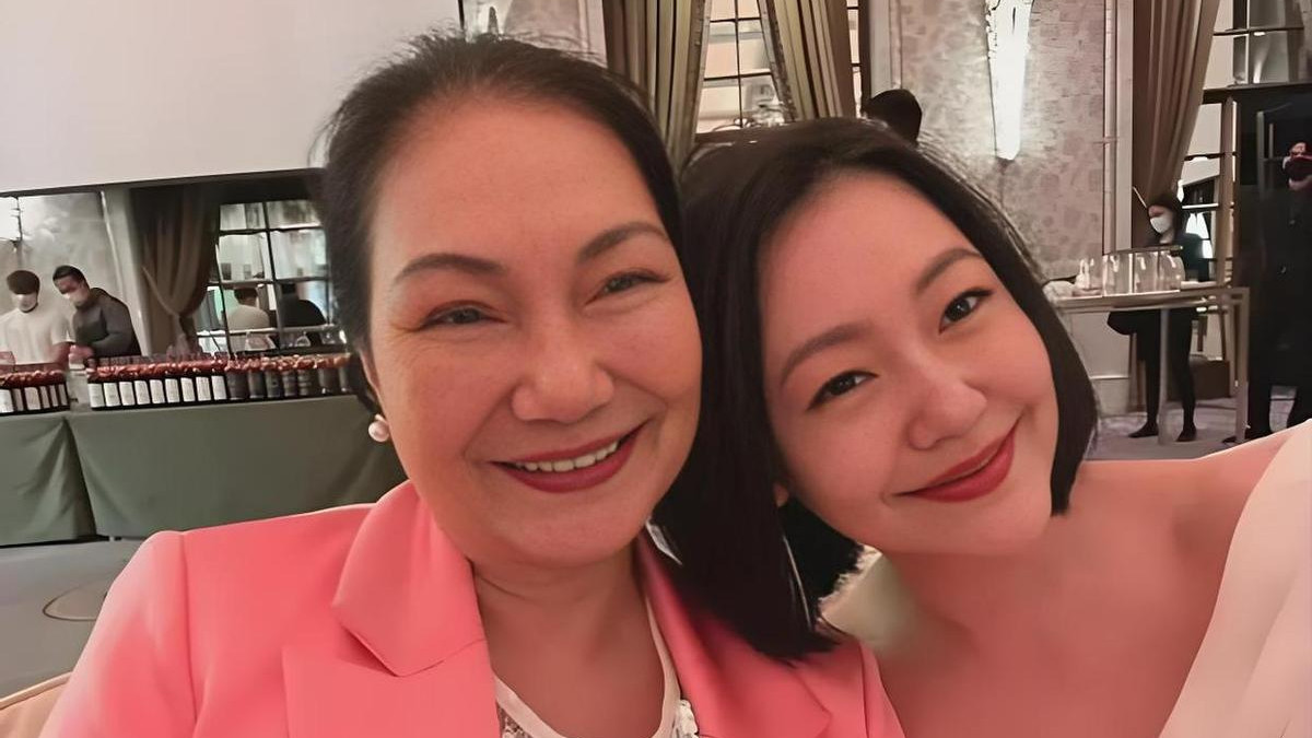 s家族做事有多狠？大s下葬不告诉孩子，马小梅带孩子做手工反被骂