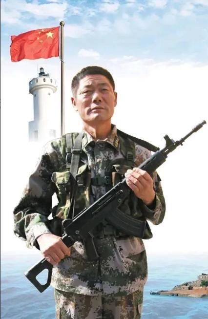 1986年，王继才接到任务，要去守护只有0.013平方千米的开山岛。从此，他和妻