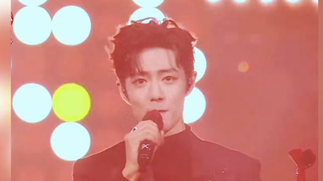 跨年晚会封神一幕，“内娱顶流”肖战的处境，全被徐克说对了