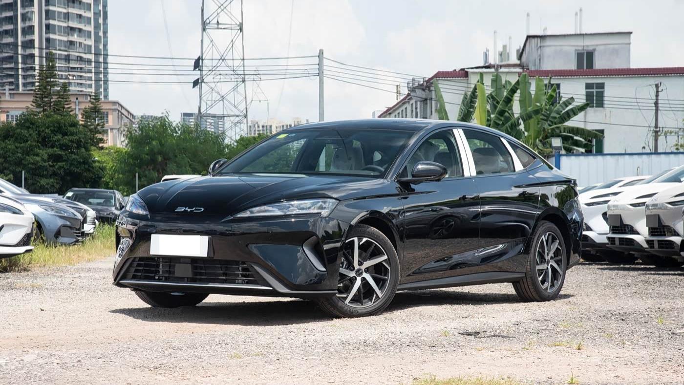 比亚迪这款中型车不足15万，配激光雷达+车载冰箱，两种动力可选