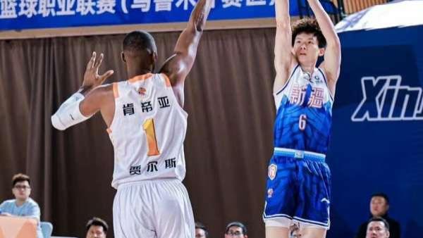 杨芮首发后三分14投8中！给机会他真能抓住啊