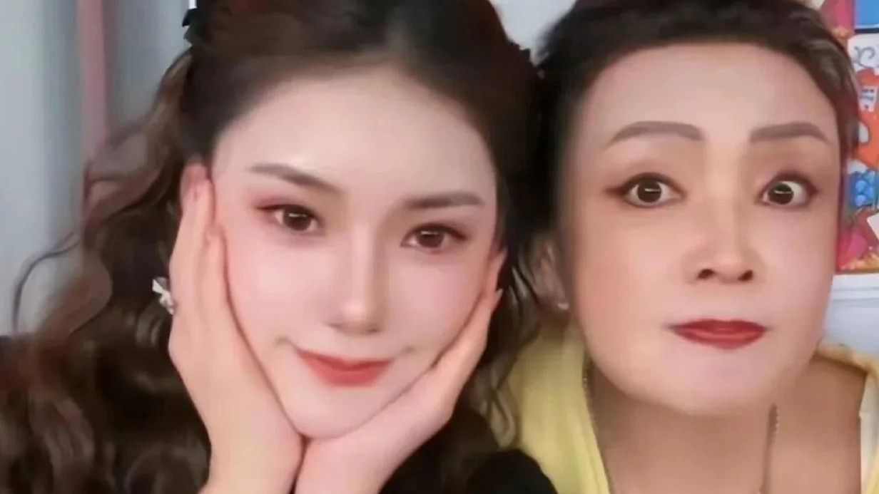 马筱梅前夫遭扒，撩骚已婚女性截图曝光，还被质疑躲美国逃兵役