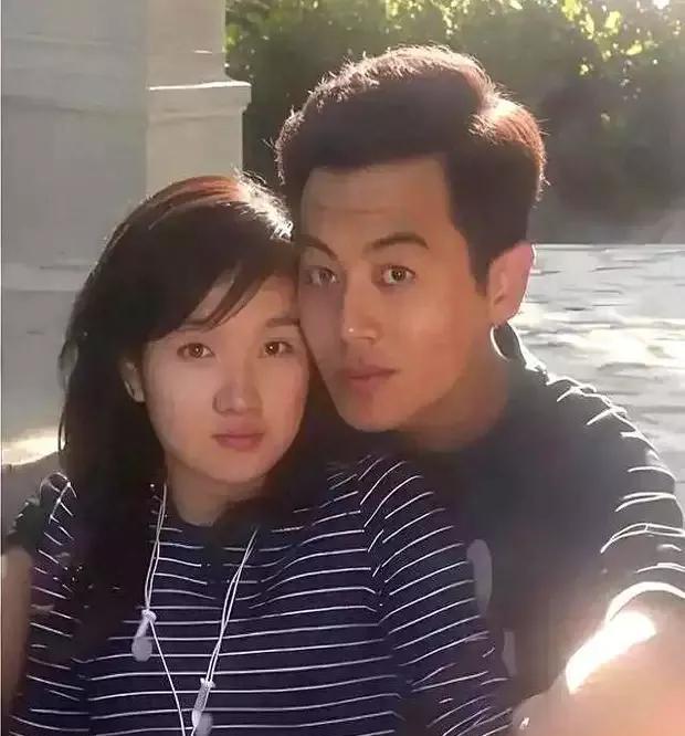 朱亚文为女儿庆生太温馨，沈佳妮素颜状态佳，娱乐圈的诱惑太多了，能保持初心，不忘本