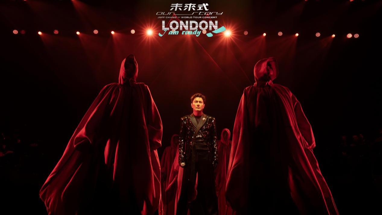 “英伦天王”盖瑞巴洛再重逢 张信哲笑称“这次要先拍照！”