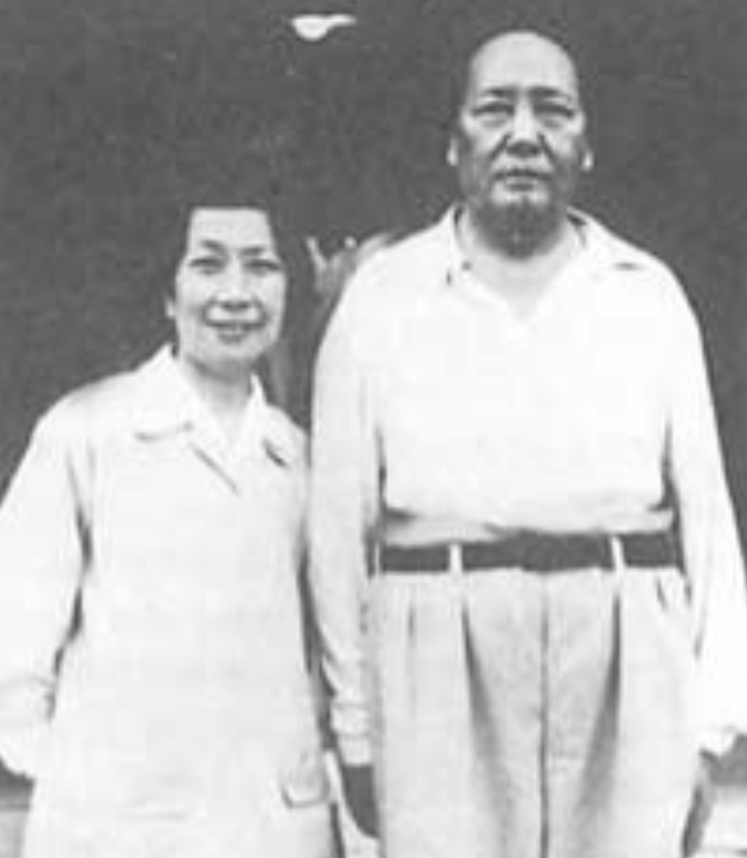 1959年，毛主席回湖南视察工作时，将一个女子介绍给在座所有客人：“她就是李淑一