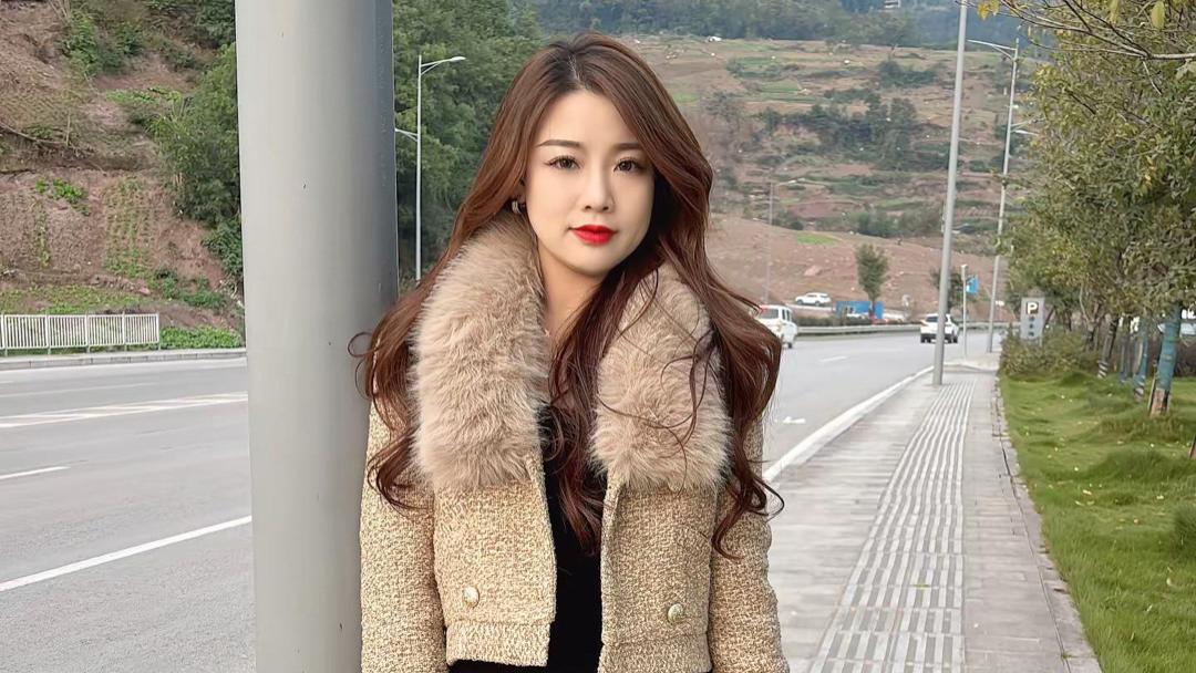 冬日的南方，厚丝袜也能炸裂的时尚美