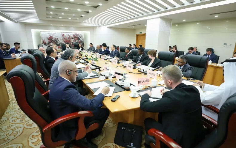 中国和金砖国家谈妥了
不得不说，中国已经成为全球经济当中最重要的一部分，所以各国