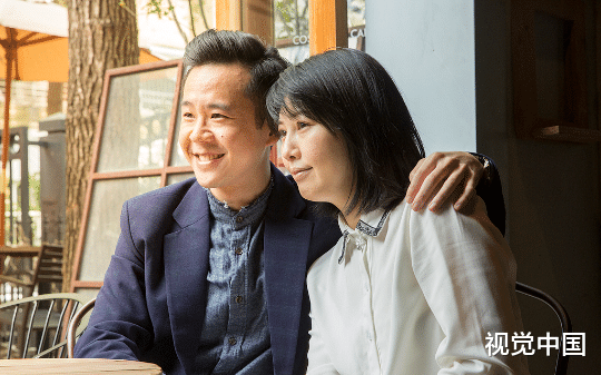 儿子被妻子竹马的保健品毒进ICU，她却帮他剪彩，我让他俩事业全毁