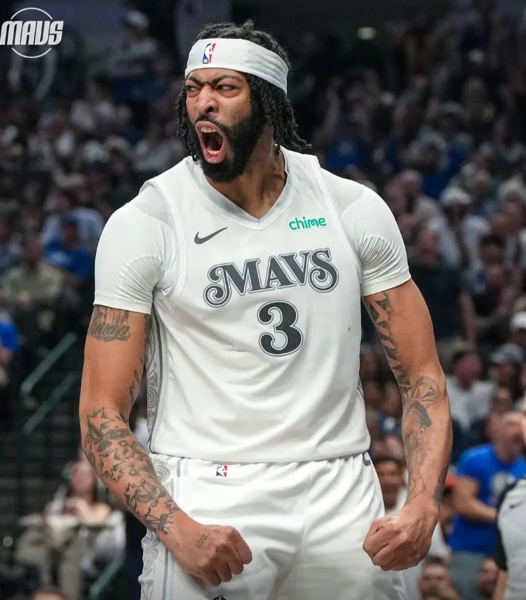 分析 吹杨交易达成，浓眉交易倒计时
1.老鹰奇才交易的分析
老鹰小亏，奇才大赚。