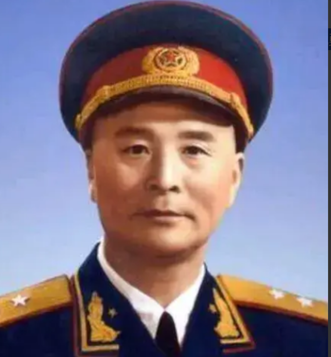 1936年，一农妇在山路上，发现一个的红军战士！这位战士的伤口全是蛆虫，眼看命不